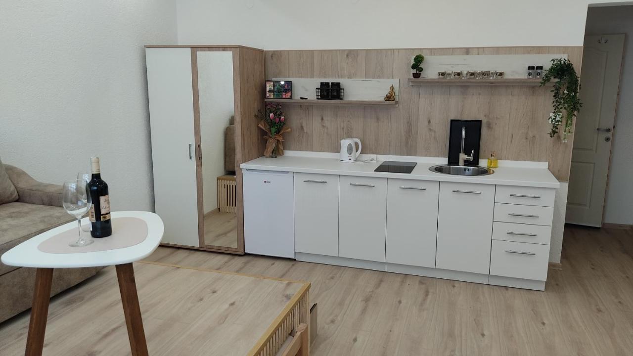 Studio Apartment - A Bit Of Joy SJJ Exterior foto